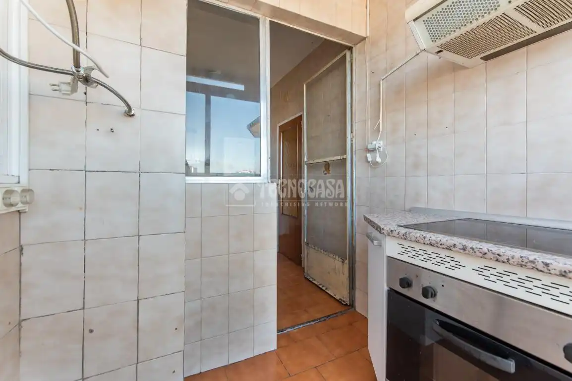 Cocina de Piso en venta en Madrid con Calefacción