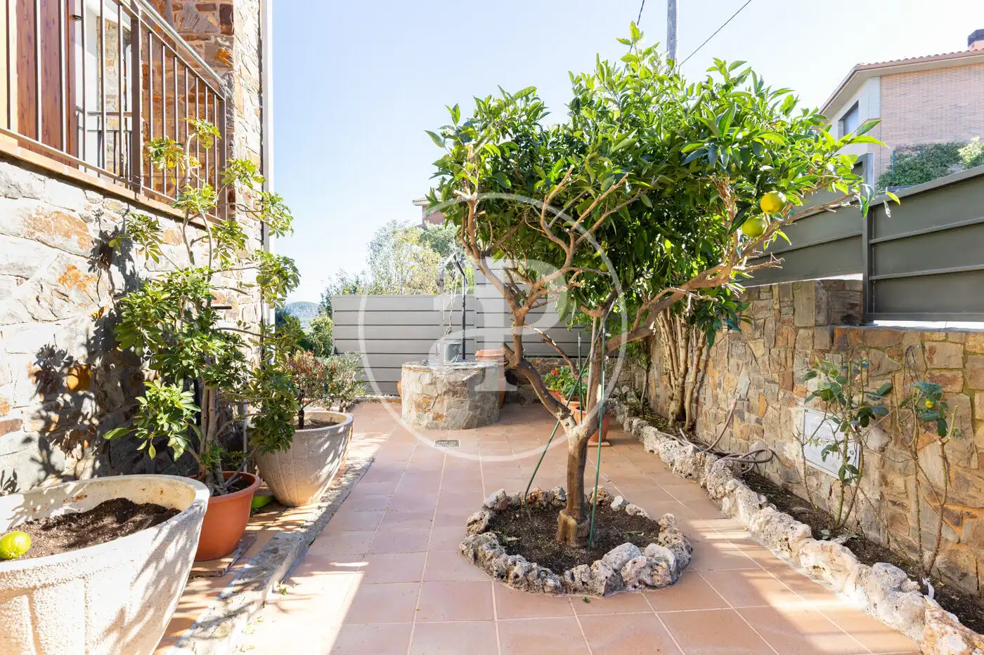 Terrassa de Casa o xalet en venda en Castellar del Vallès amb Aire condicionat, Calefacció i Jardí privat
