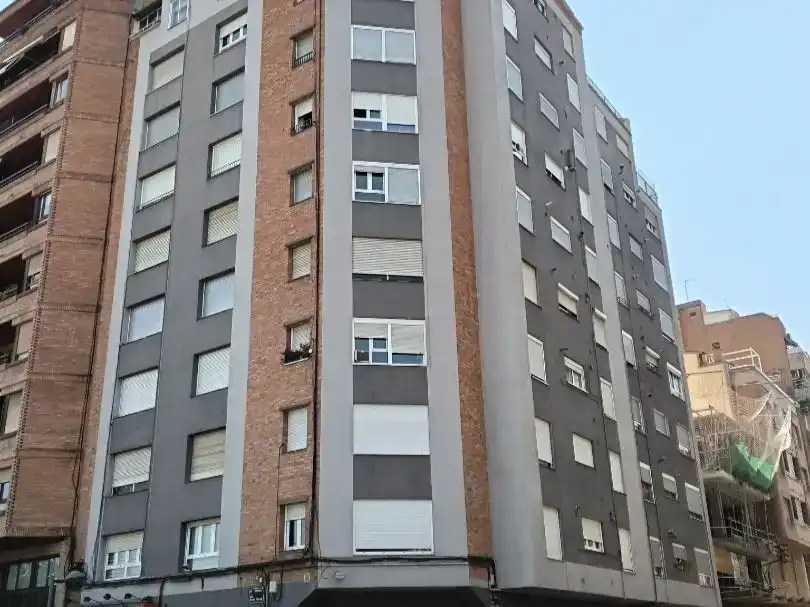 Vista exterior de Pis en venda en  Lleida Capital amb Balcó