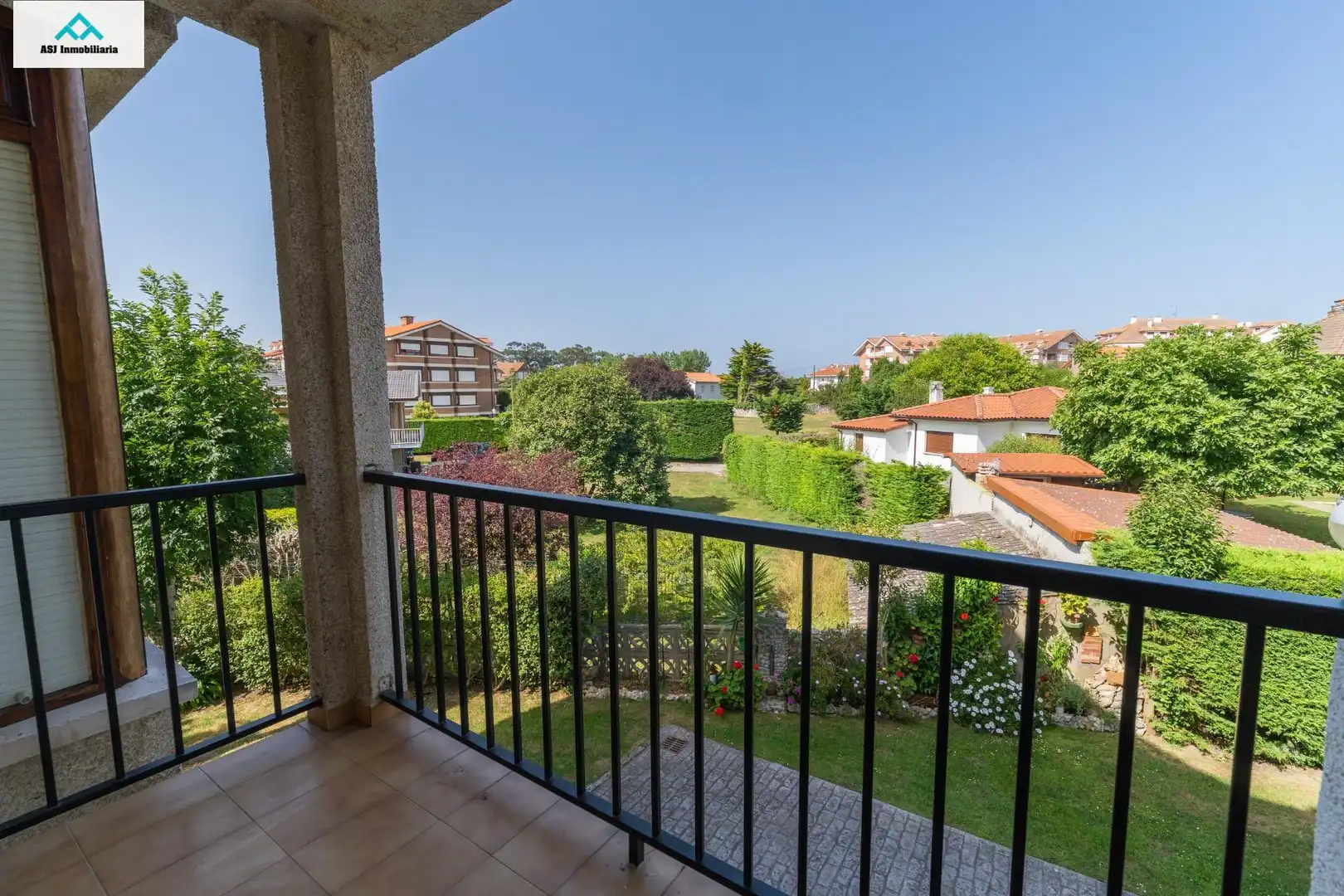Terrace of Flat for sale in Noja  with Heating, Private garden and Terrace