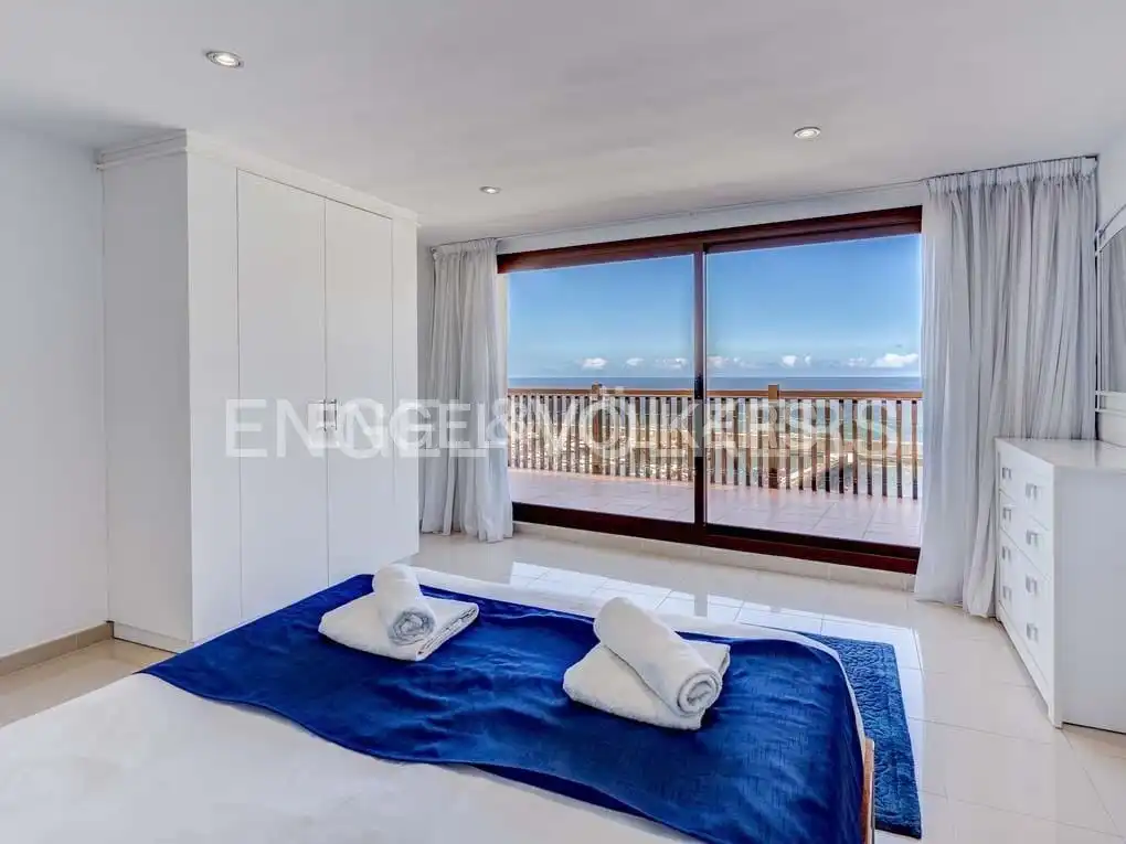 Houses for sale in Acantilados de Los Gigantes