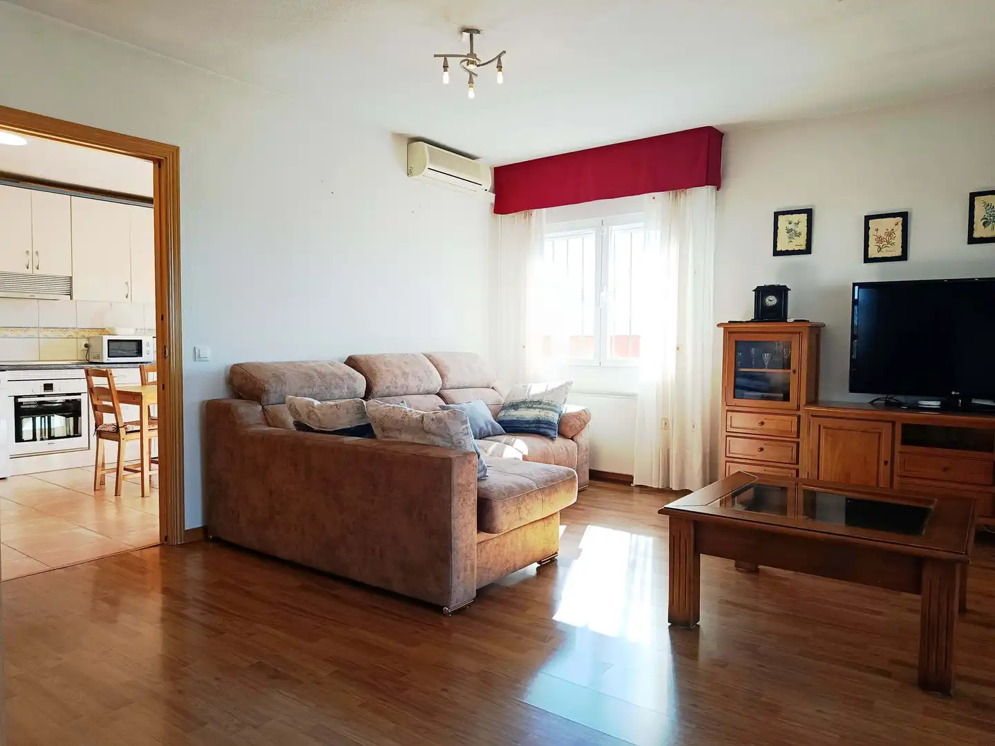 Living room of Houses for sale in Meco  with Air Conditioner, Heating and Terrace