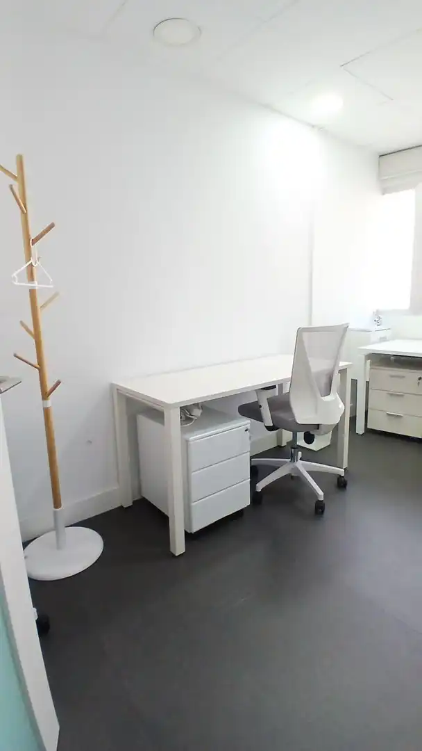 Büro mit Aufzug zur Miete in Simón Hernandez, imagen 4