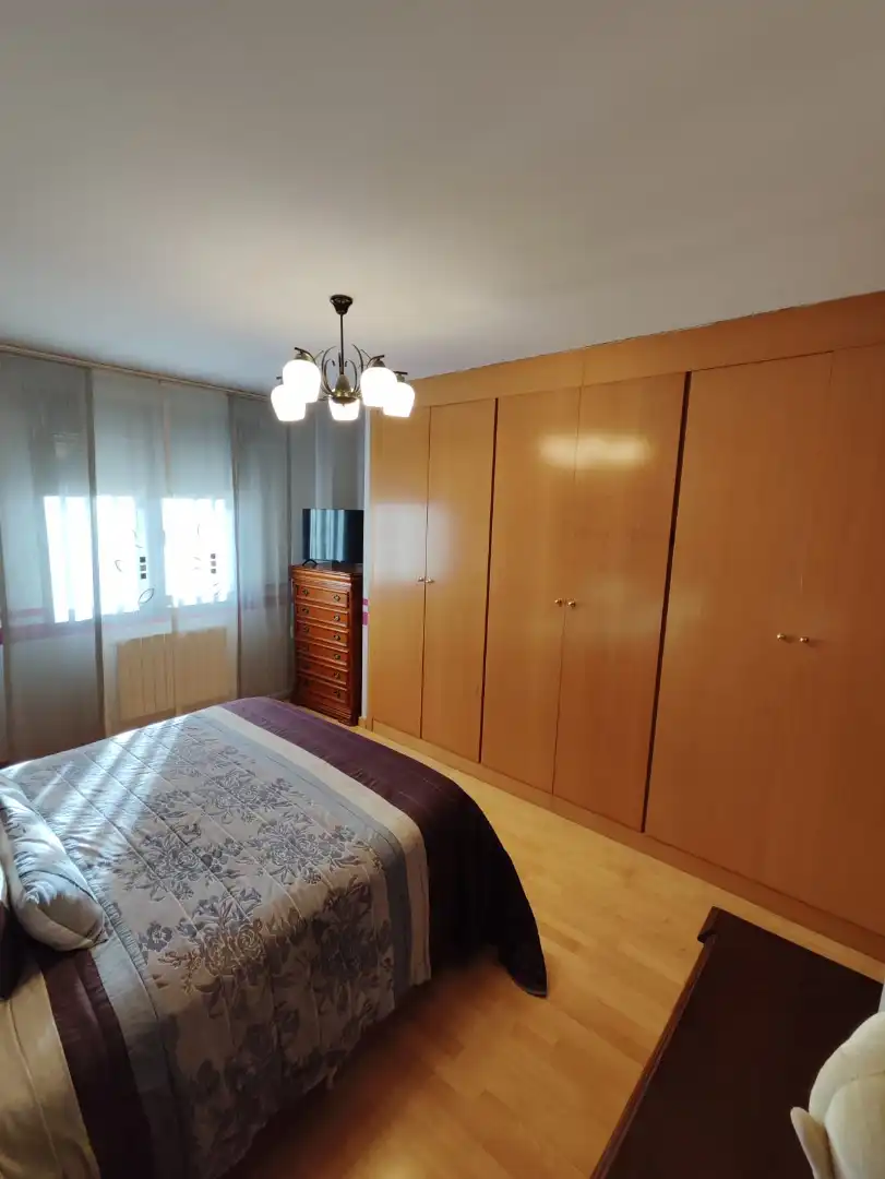 Habitación de Piso en venta en Peñafiel con Calefacción, Parquet y Terraza