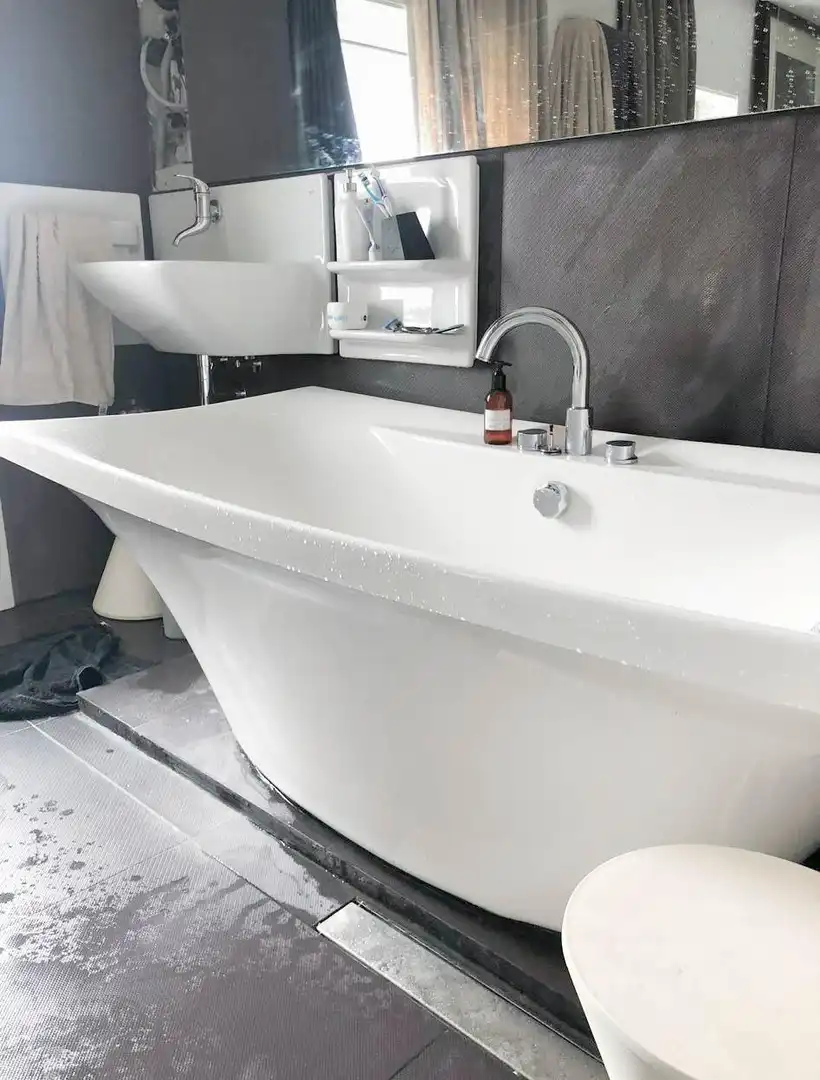 Bathroom of Flat for sale in Avilés  with Heating and Balcony