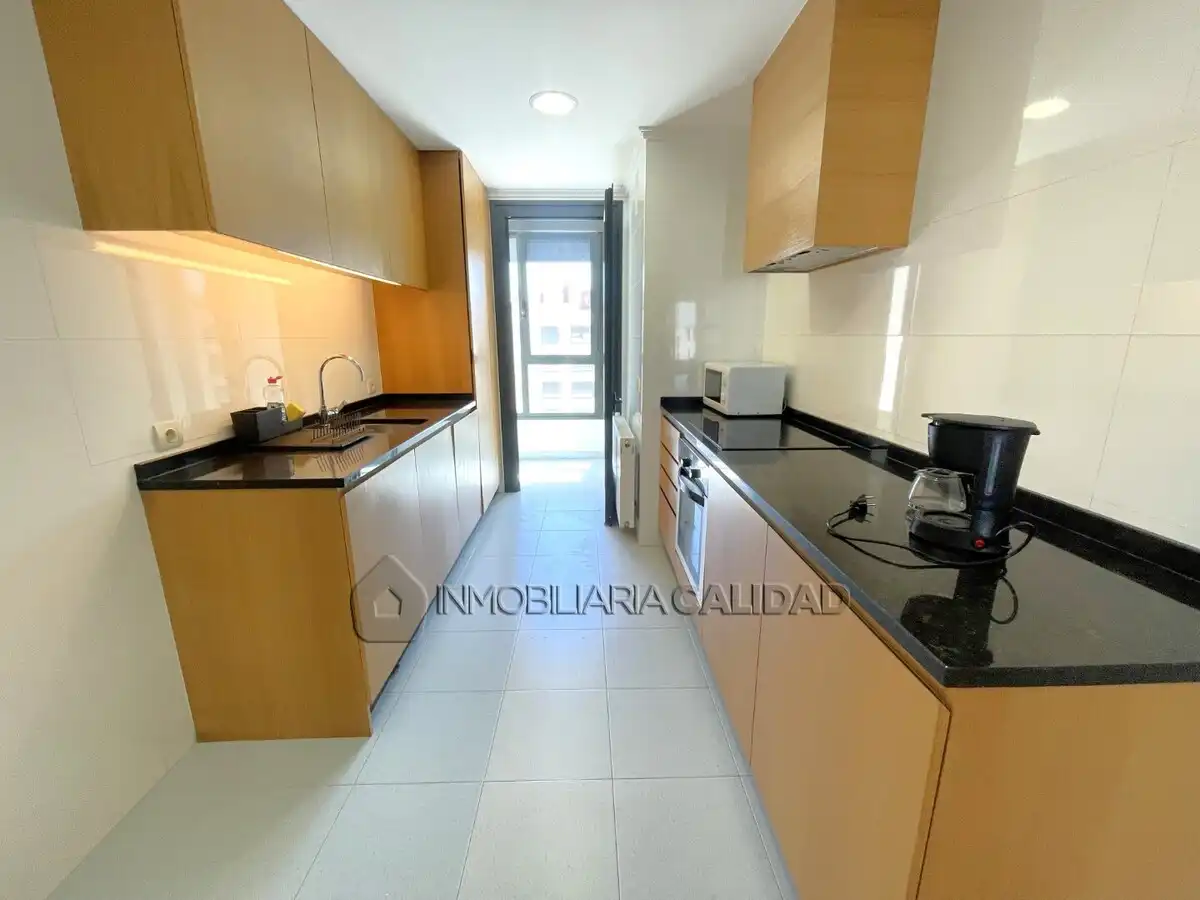Cocina de Piso en venta en Burgos con Calefacción, Terraza y Trastero