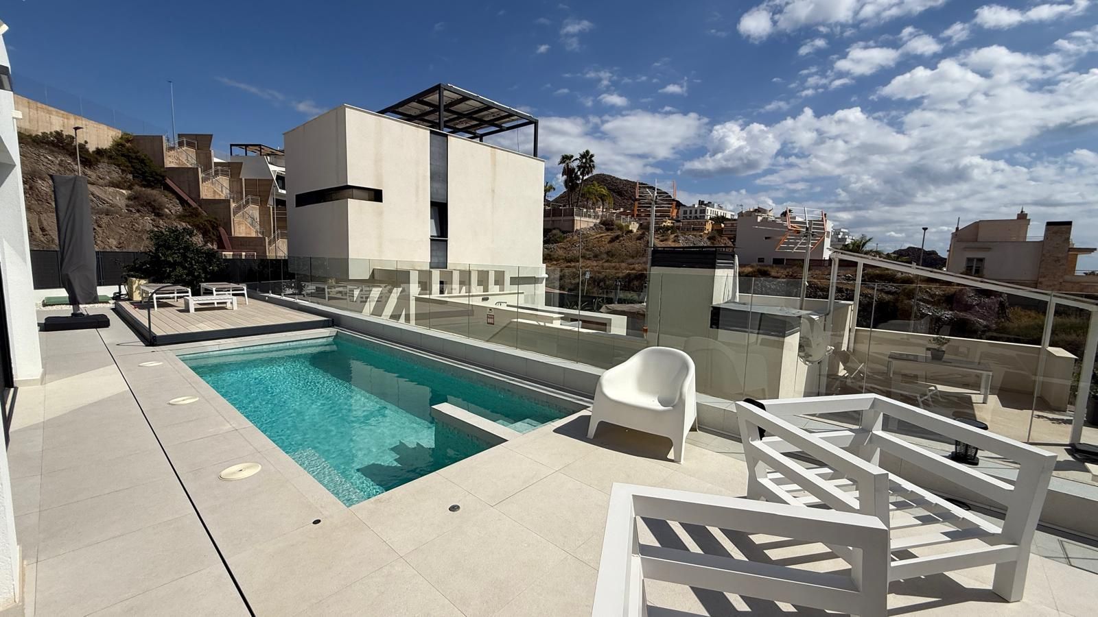 Piscina de Dúplex en venda en Águilas amb Aire condicionat, Calefacció i Jardí privat