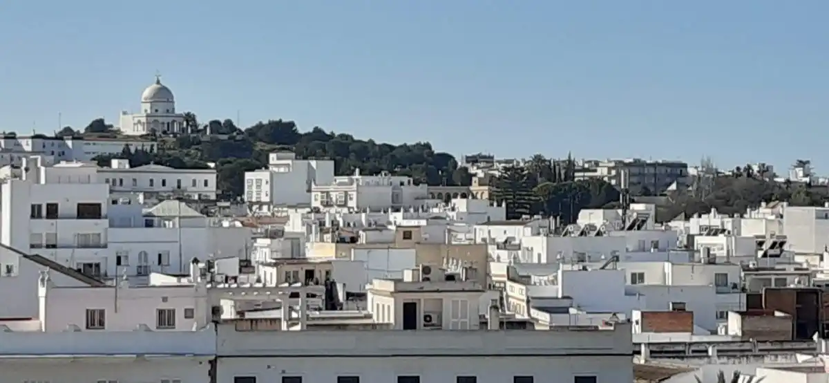 Vista exterior de Edifici en venda en Chiclana de la Frontera