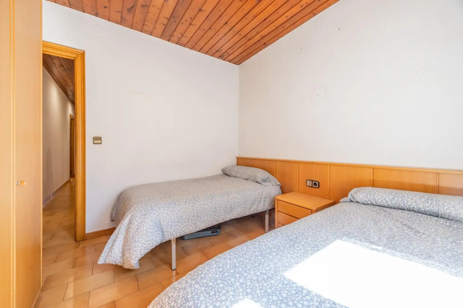 Detached homes for sale in Carrer del Collsacabra, Roda de Ter