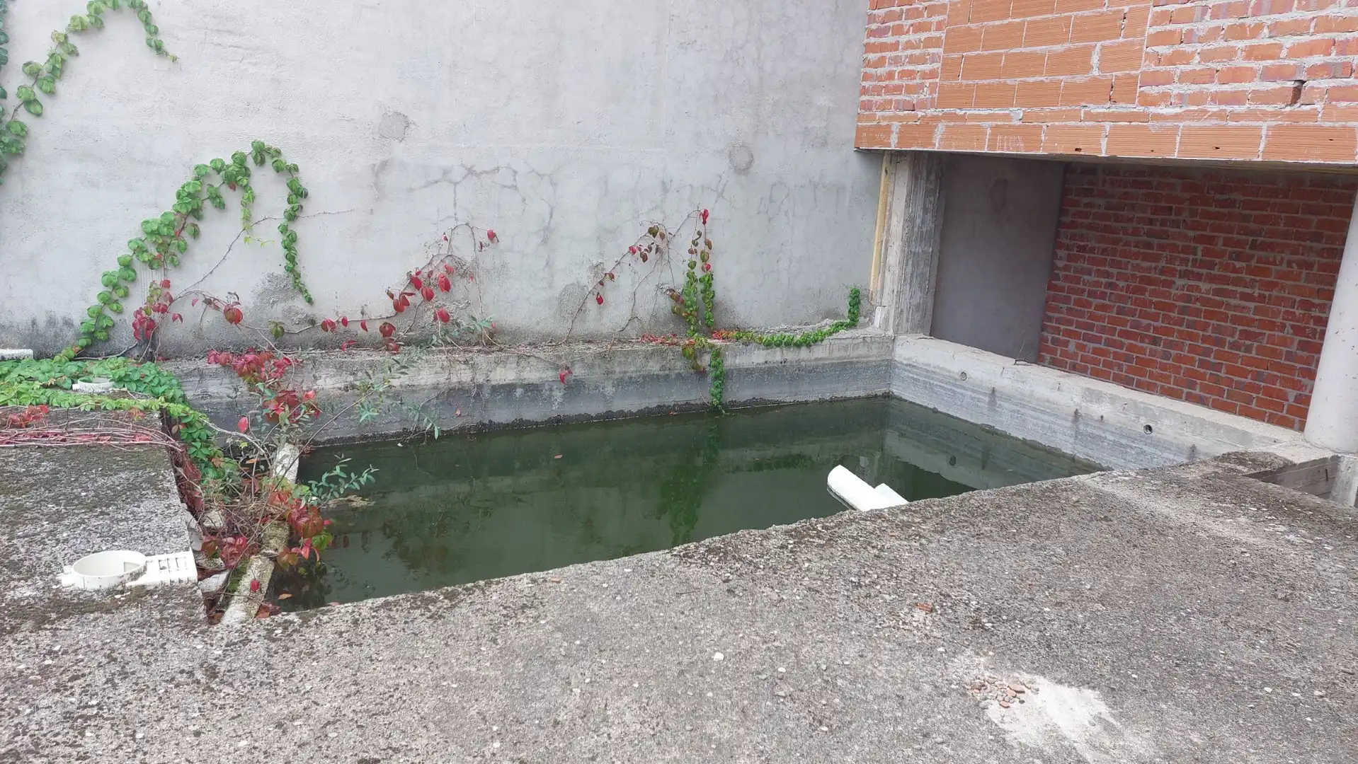 Houses for sale in N/A, -1, Miralvalle - Av. Virgen del Puerto - La Data