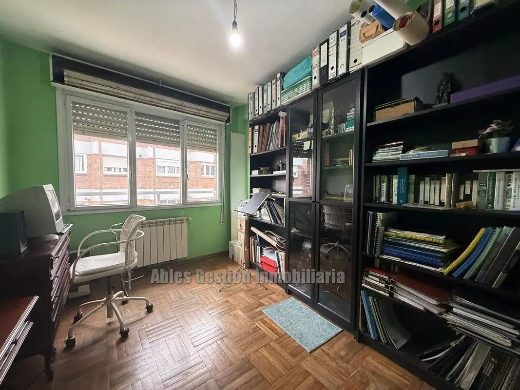 Piso con ascensor en venta en Lorenzo Abruñedo 12, imagen 8