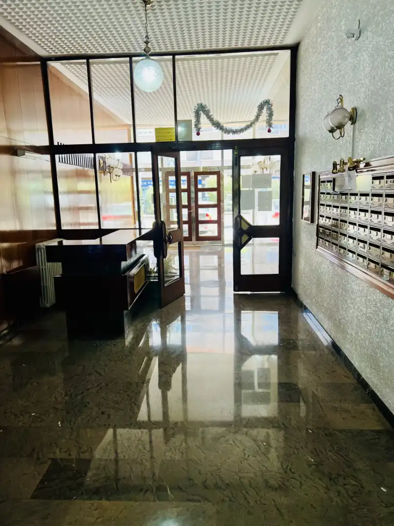 Piso en venta en Zaragoza con Calefacción, Amueblado y Horno