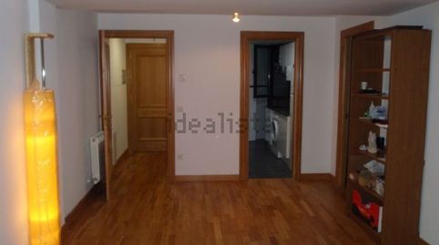 Foto 4 de Apartamento en venta en Calle Mayor, 38, Arrúbal, La Rioja