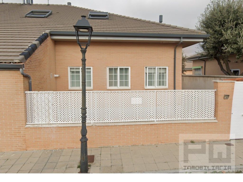 Exterior view of House or chalet to rent in Ávila Capital
