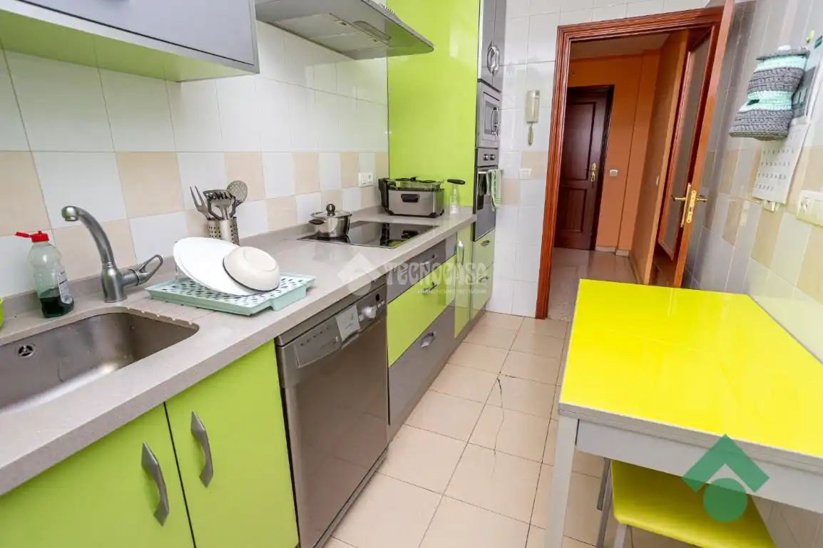 Flat with lift for sale in Av. Oceanía, imagen 9
