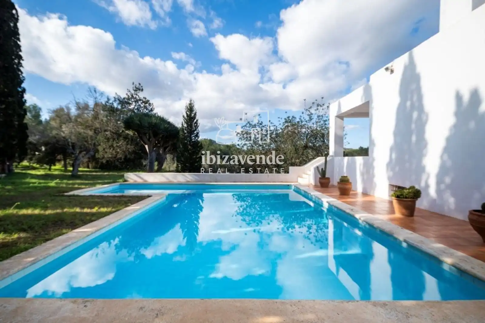 Casa amb piscina en venda a Santa Eulali, imagen 3