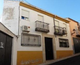 Vista exterior de Pis en venda en  Jaén Capital amb Terrassa i Balcó