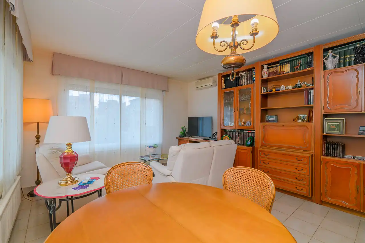 Sala d'estar de Casa o xalet en venda en Gavà amb Aire condicionat, Calefacció i Terrassa
