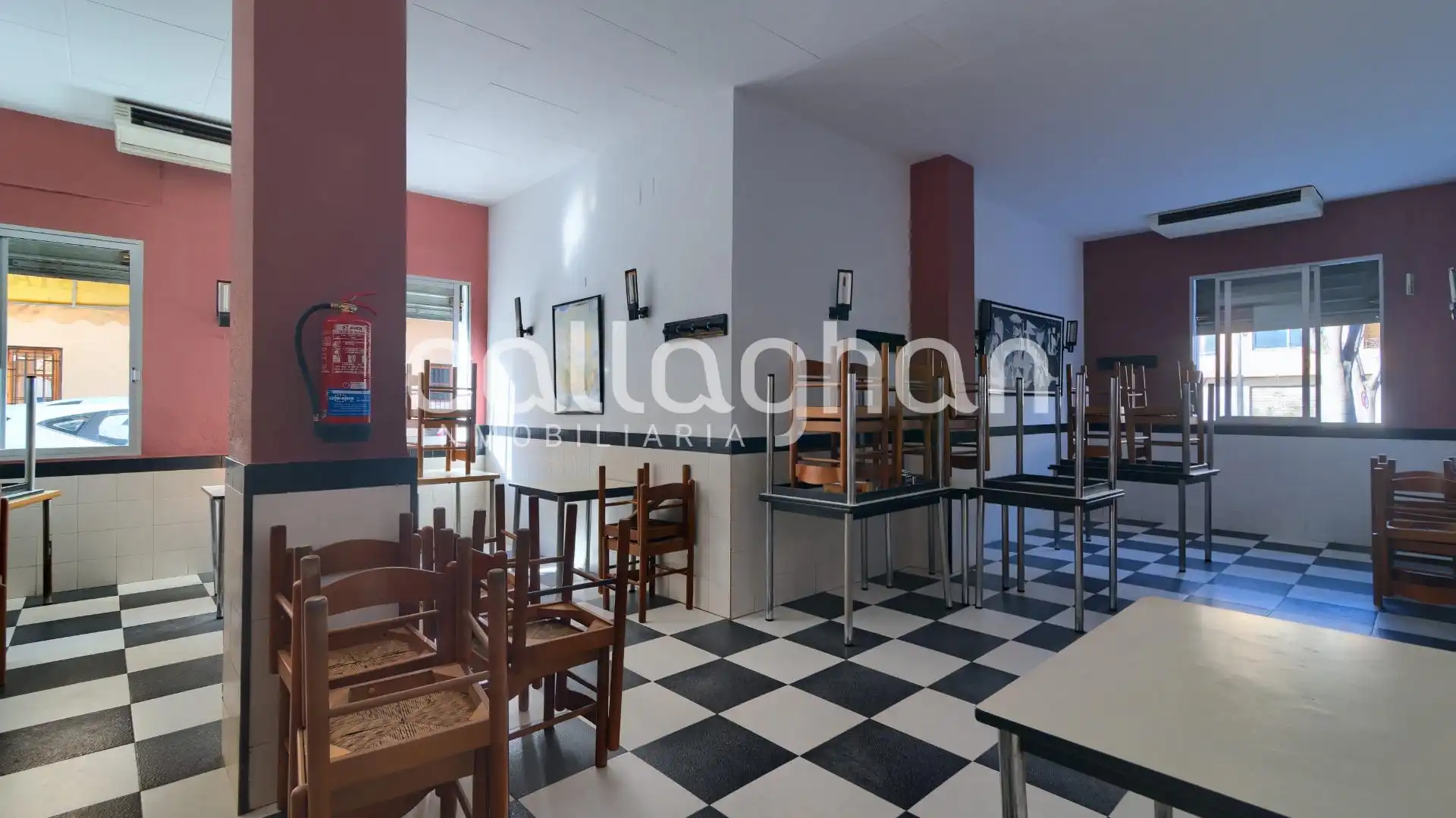 Local en venta en L'Alcúdia con Aire acondicionado y Amueblado