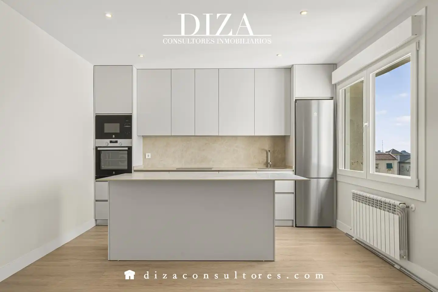 Flat for rent in Calle de Ibiza, Ibiza de Madrid