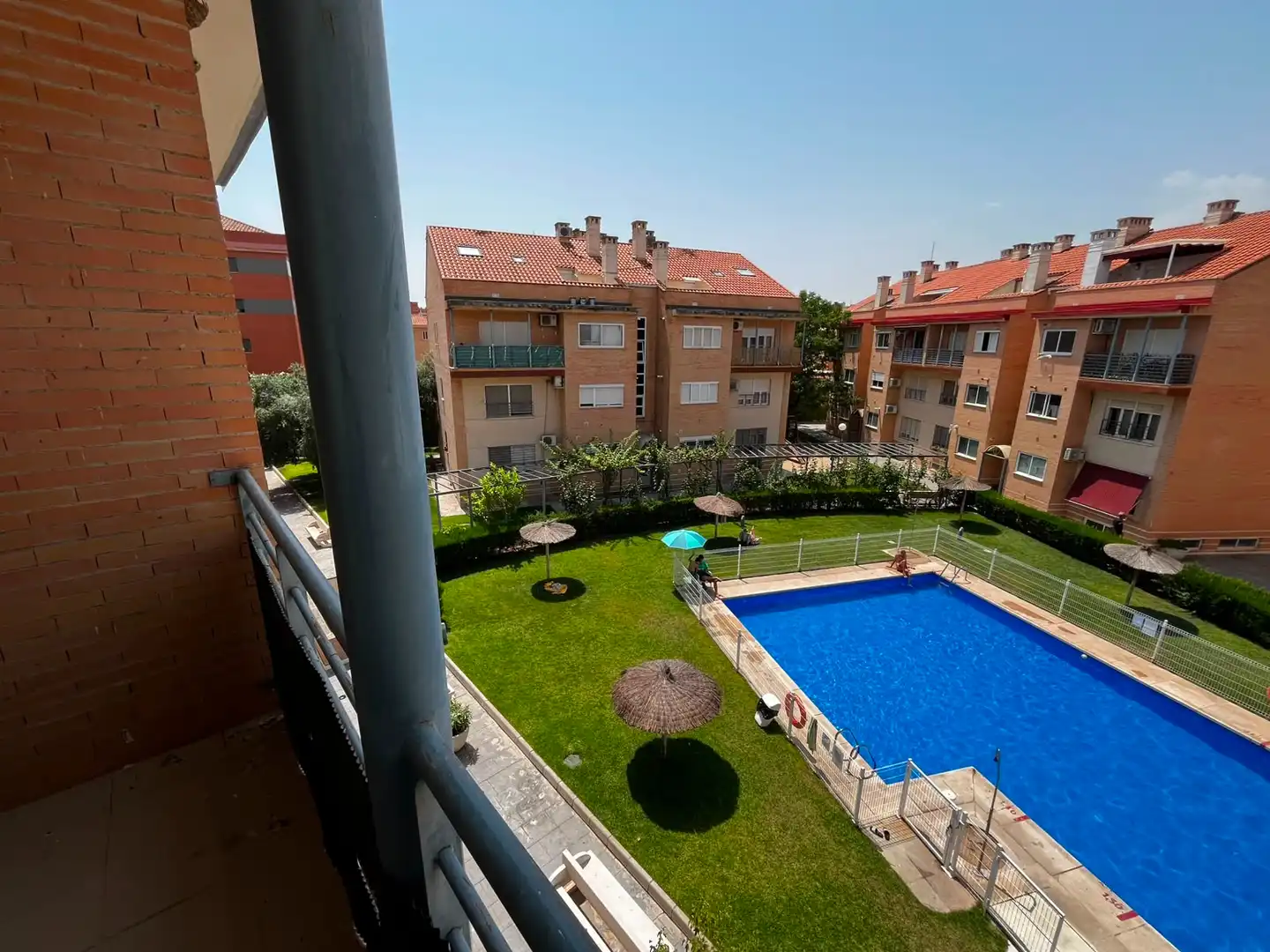 Schwimmbecken von Maisonette zur Miete in Ciudad Real mit Möbliert