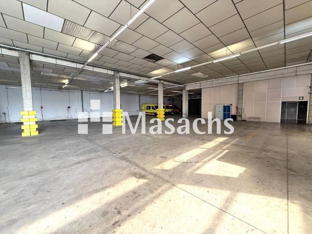 Nave industrial en Alquiler en Sant Llorenç
