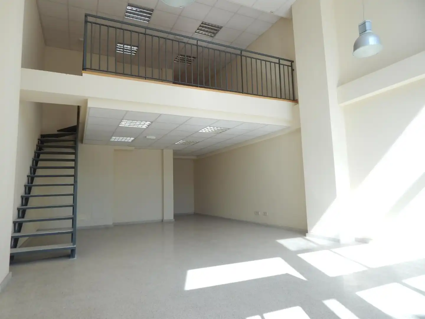 Commercial properties for rent in Ávila  with Air Conditioner
