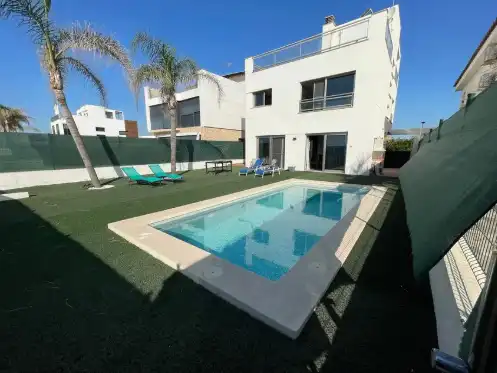 Piscina de Casa o chalet de alquiler con opción a compra en Burriana / Borriana con Aire acondicionado, Jardín privado y Piscina