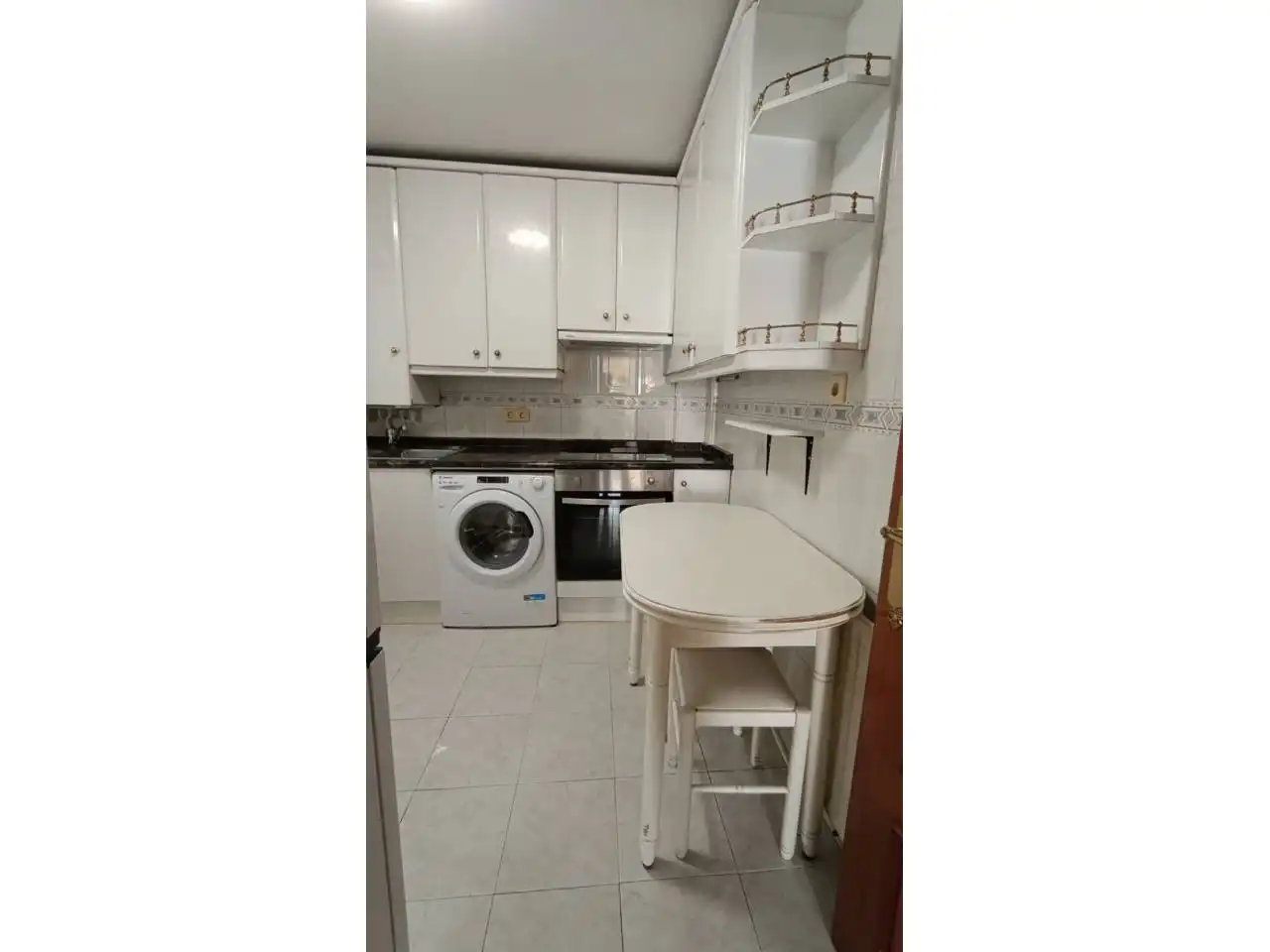 Kitchen of Flat for rent in Burgos  with Heating, Parquet flooring and Furnished