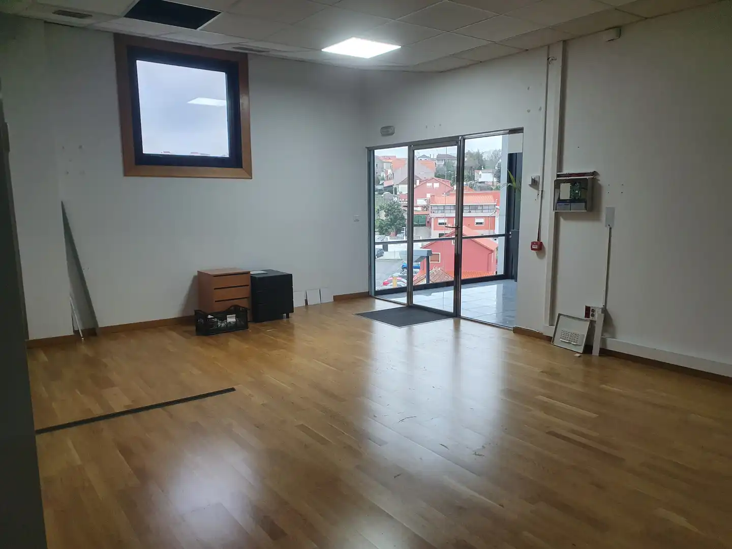 Büro zur Miete in Vigo  mit Möbliert