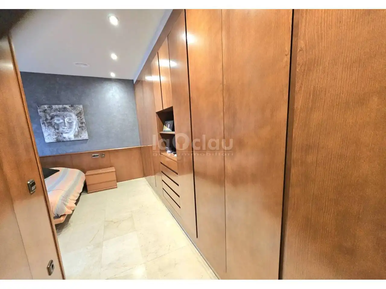 Habitación de Casa adosada en venta en Vic con Calefacción y Terraza