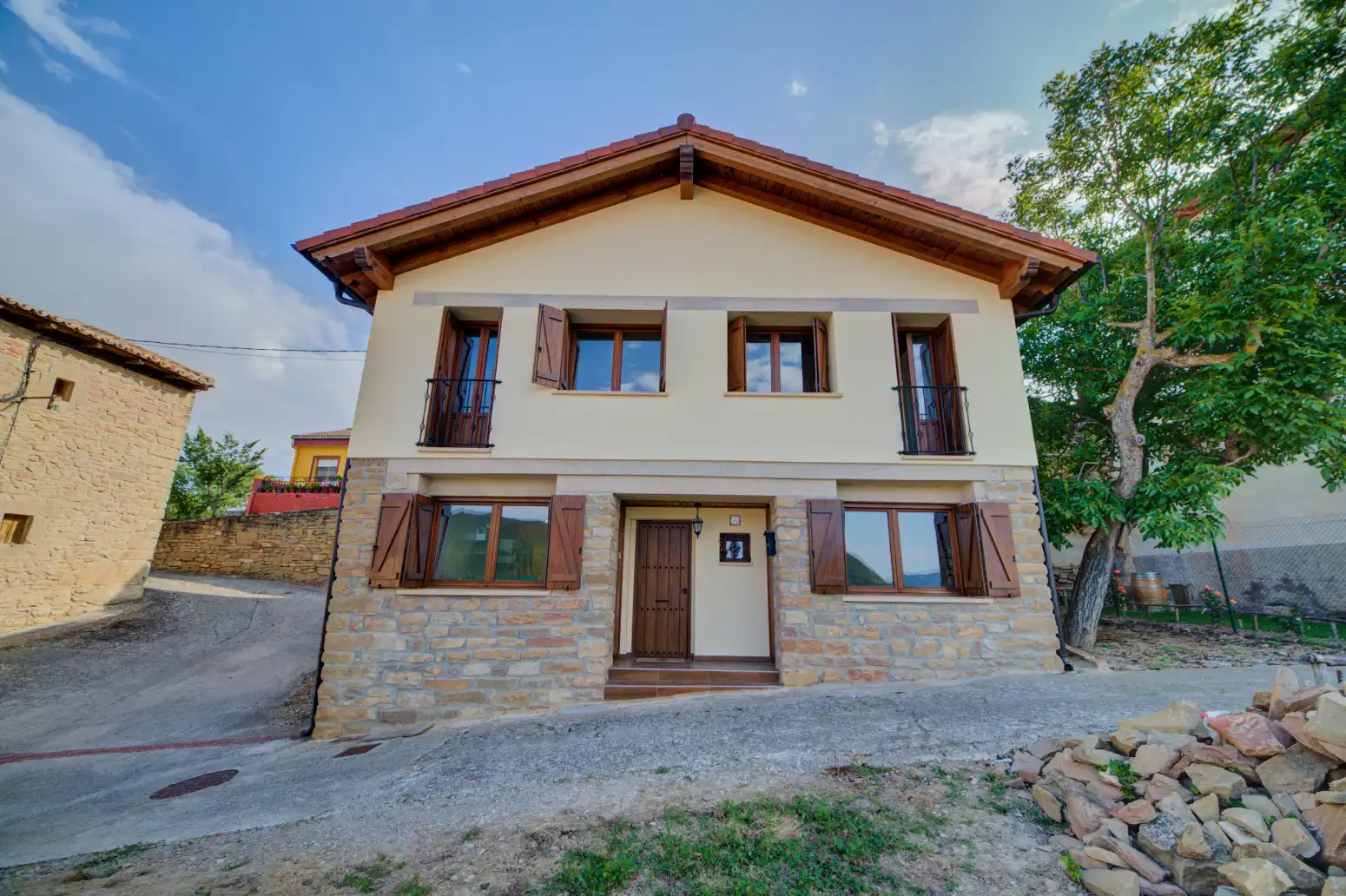 Vista exterior de Casa o chalet en venta en Sada (Navarra) con Calefacción