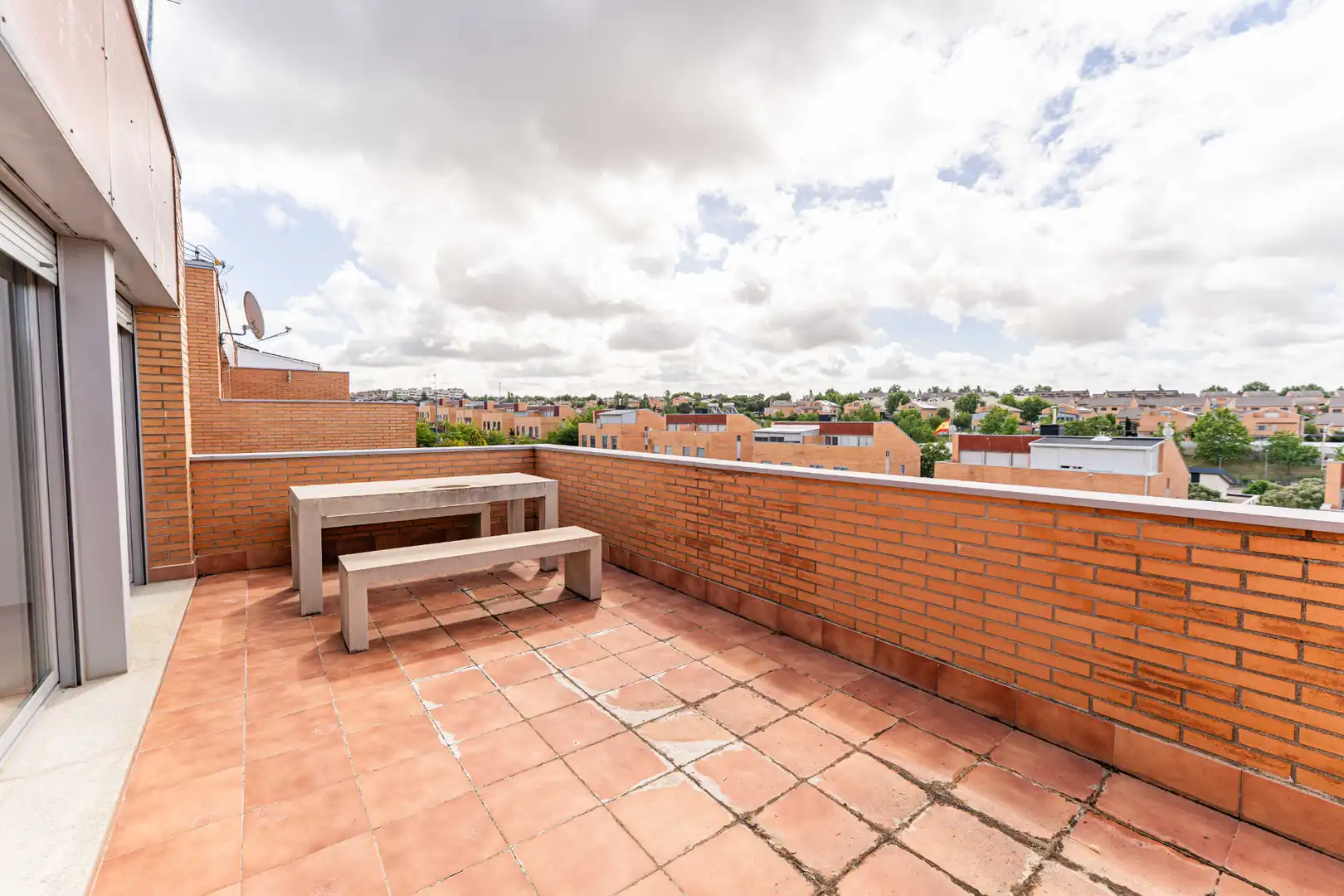 Terrassa de Casa adosada en venda en Arroyomolinos (Madrid) amb Aire condicionat, Calefacció i Jardí privat