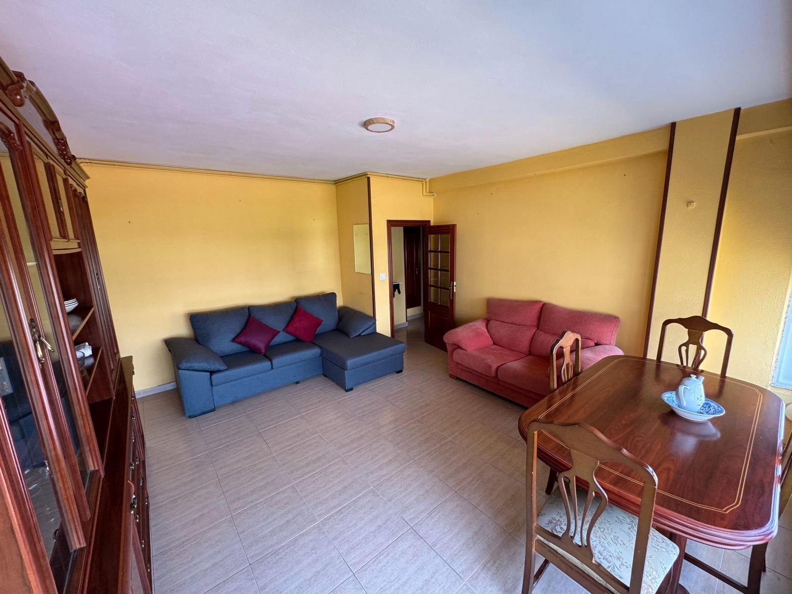 Living room of Flat to rent in Ferrol  with Heating, Furnished and Oven