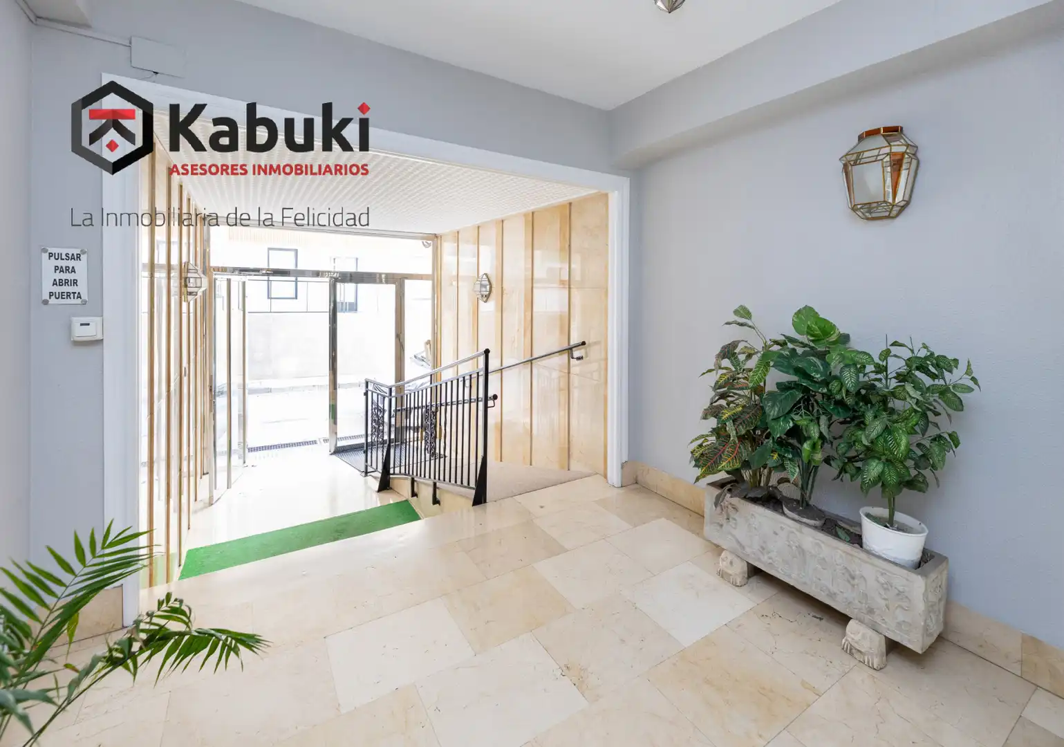 Flat for sale in Granada  with Terrace and Balcony