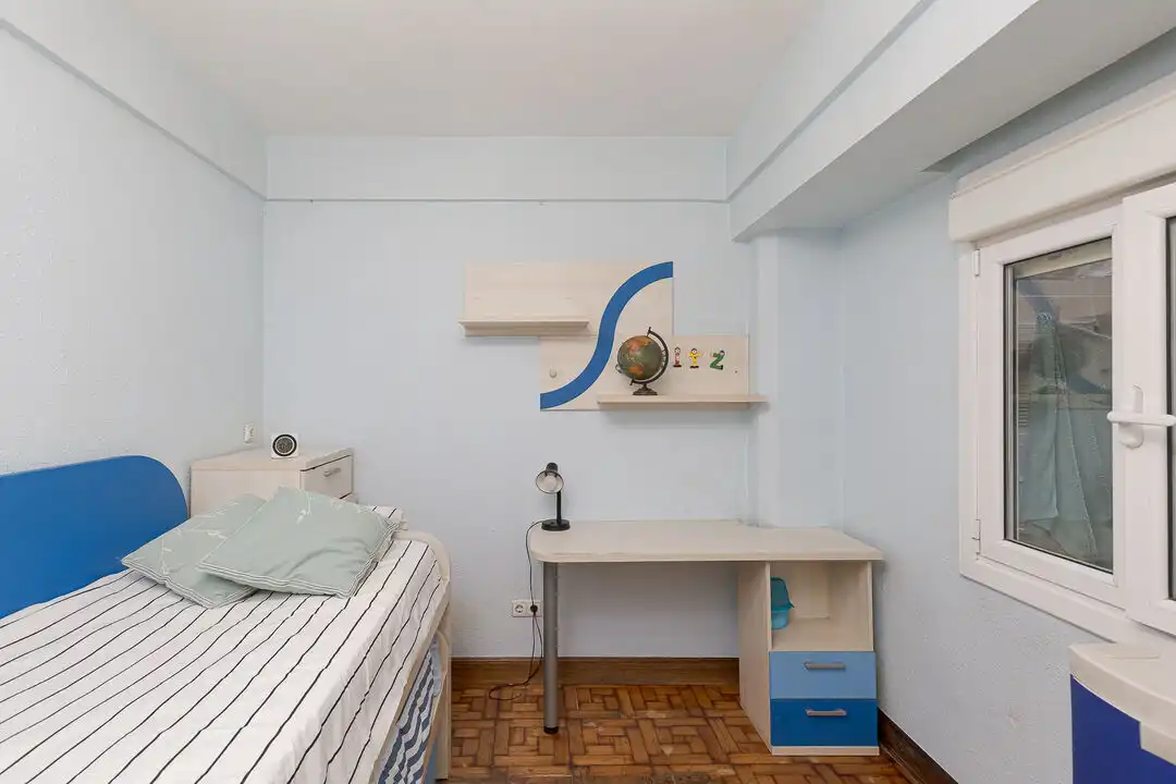 Habitación de Piso en venta en Donostia - San Sebastián  con Calefacción