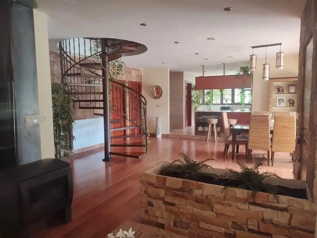 Casa o xalet en venda en Totana amb Calefacció, Jardí privat i Terrassa