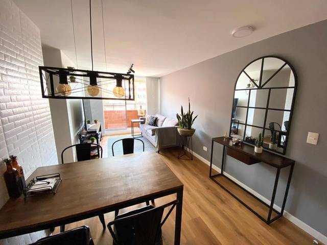 Apartamento en Alquiler en Calle Octava en Hispanoamérica - Bernabéu