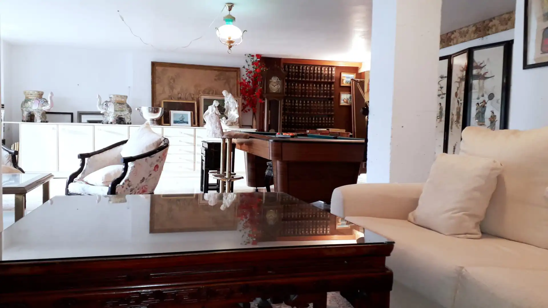 Sala d'estar de Casa o xalet en venda en Castelldefels amb Aire condicionat, Calefacció i Jardí privat