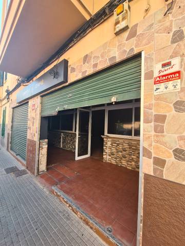 Local comercial en Alquiler en Es Camp Redó