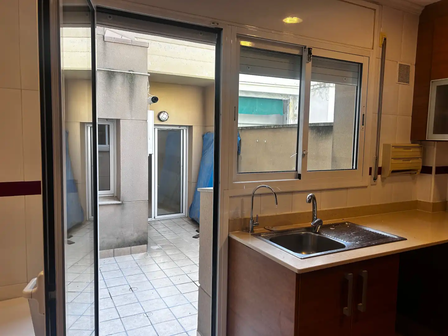 Kitchen of Flat for sale in Terrassa  with Private garden, Furnished and Balcony