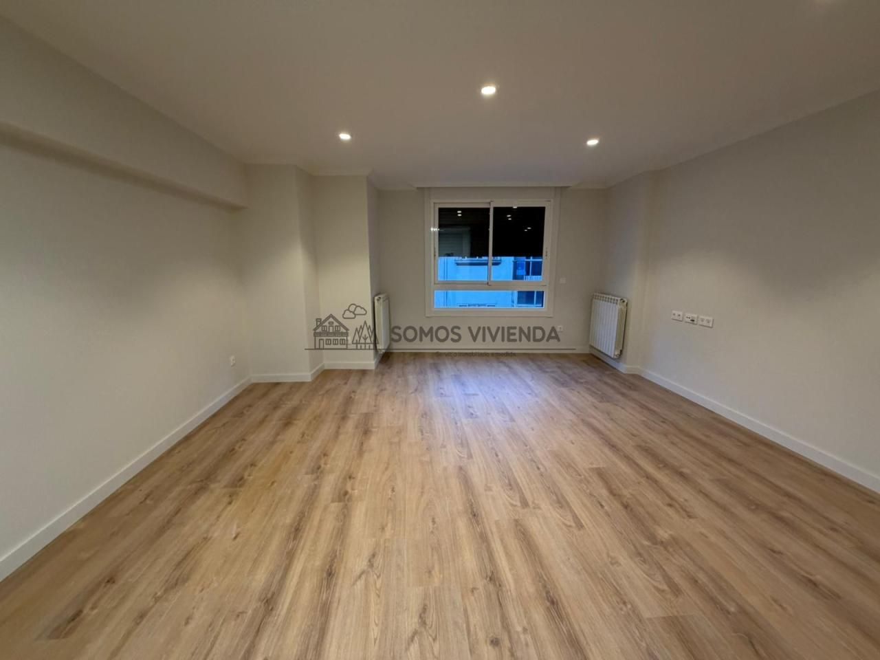 Apartament de lloguer en Ourense Capital  amb Calefacció i Balcó