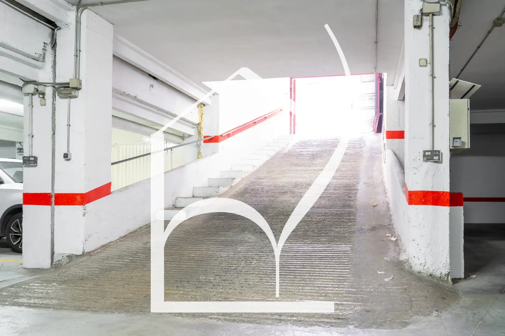 Parkplatz von Garage zum Verkauf in Salamanca