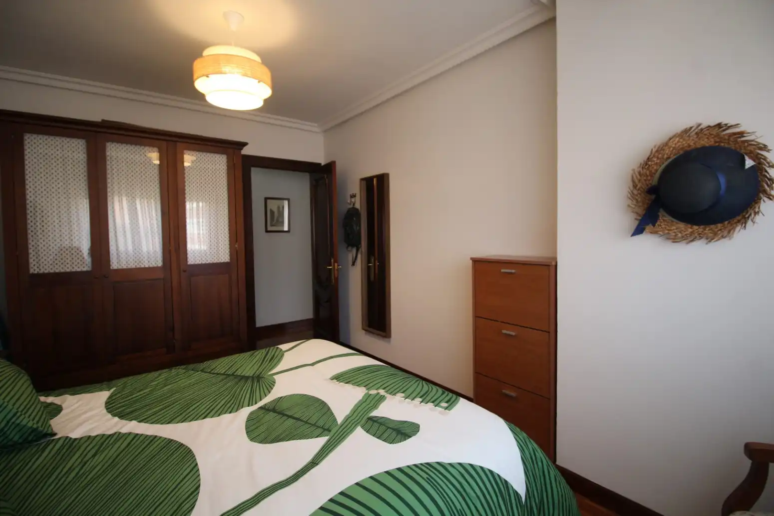 Bedroom of Flat for rent in Gijón   with Heating and Parquet flooring