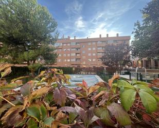 Vista exterior de Pis en venda en Torrejón de Ardoz amb Aire condicionat, Calefacció i Jardí privat