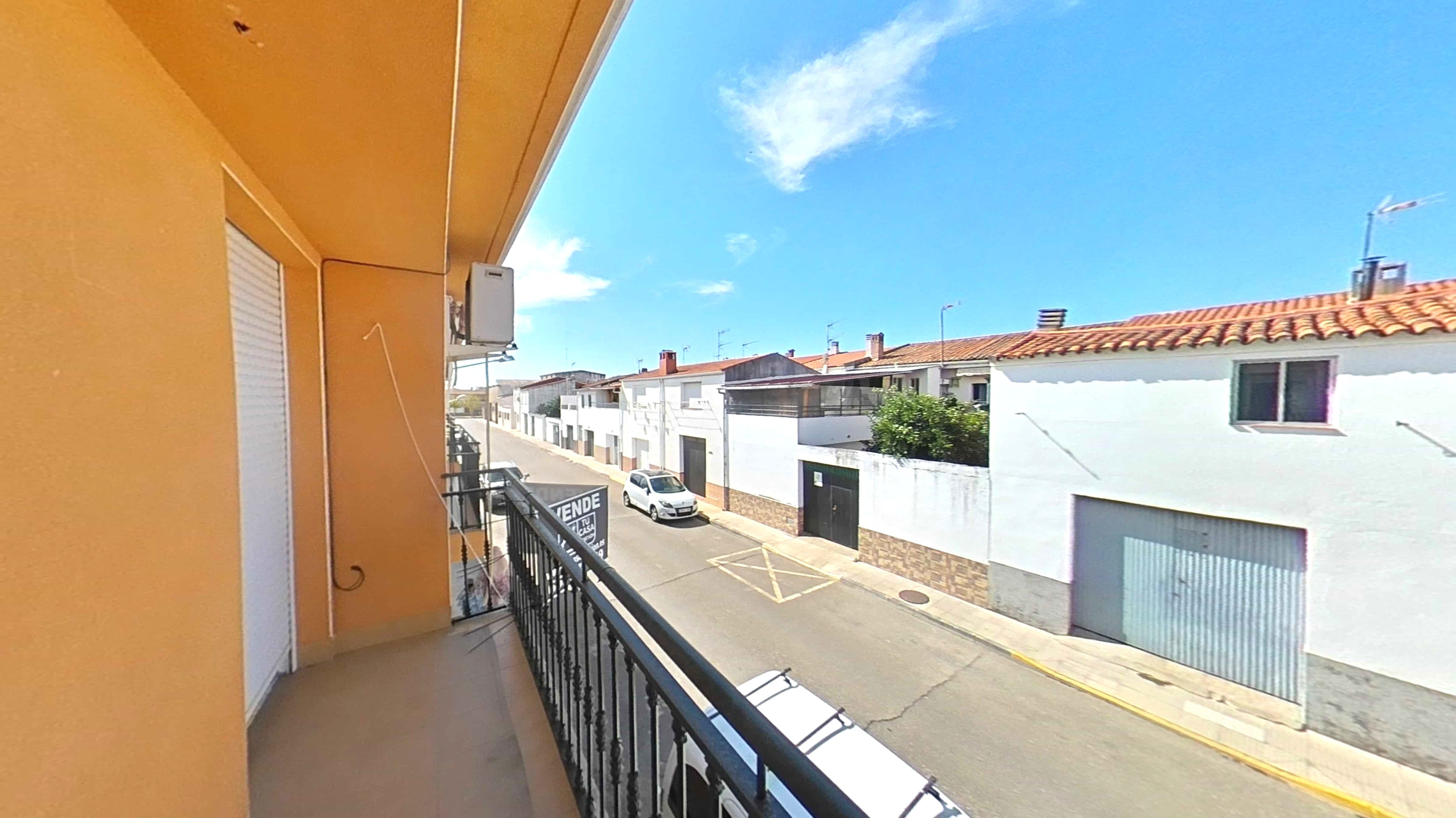 Vista exterior de Casa o xalet en venda en Moraleja amb Balcó