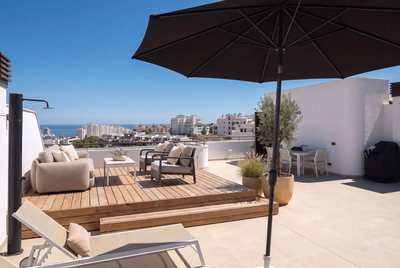 Terraza de Ático en venta en Estepona con Aire acondicionado, Terraza y Piscina