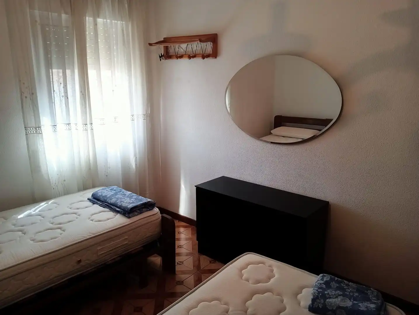 Bedroom of Flat for rent in Sevilla  with Air Conditioner, Terrace and Furnished