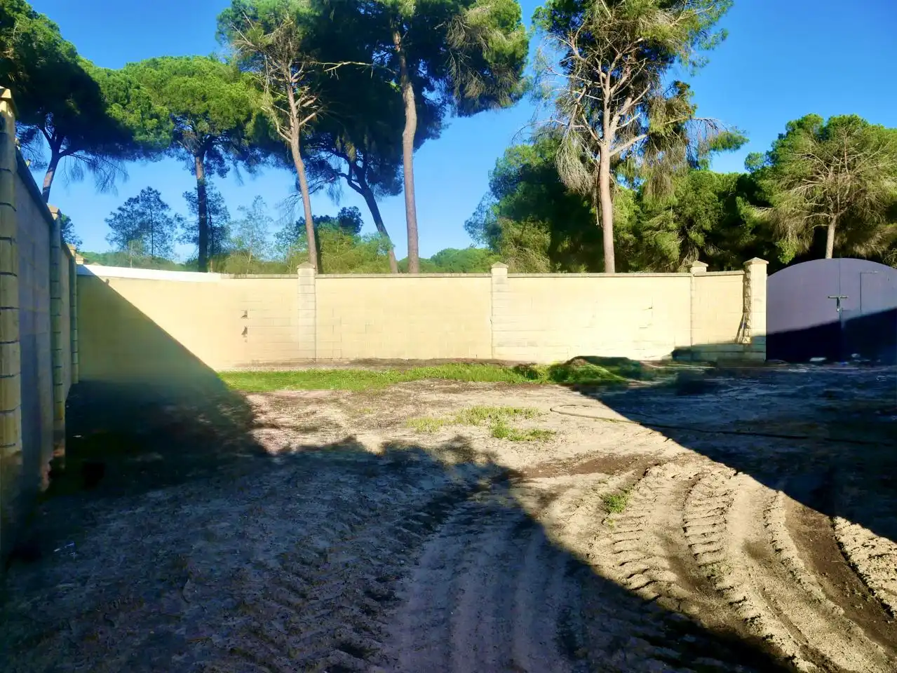 Casa o xalet en venda en Hinojos amb Jardí privat i Moblat