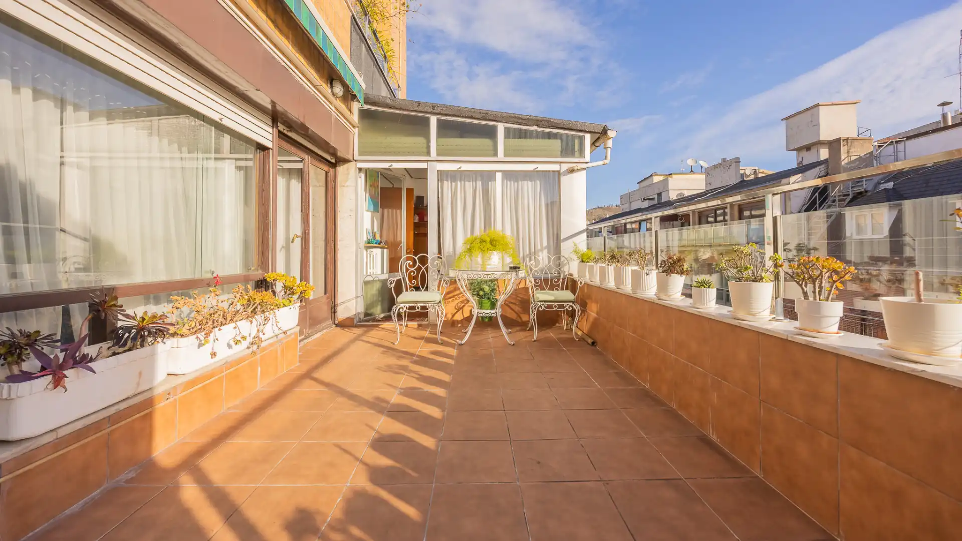 Terraza de Piso en venta en Bilbao  con Calefacción, Amueblado y Balcón